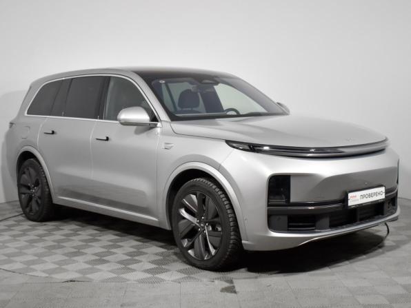 Li Auto (Lixiang) L9 I с пробегом 2023 года, цена 5 399 000 рублей, 73378 км, внедорожник, Автокод Объявления