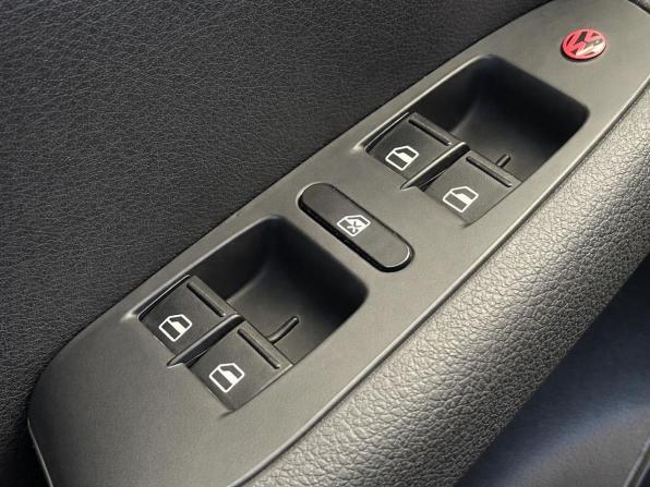 Volkswagen Jetta VI с пробегом 2012 года, цена 1 247 000 рублей, 99778 км, седан, Автокод Объявления