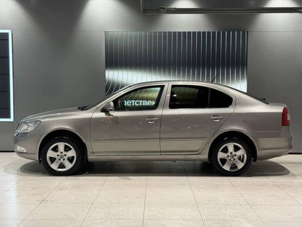 Skoda Octavia II (A5) Рестайлинг с пробегом 2011 года, цена 735 000 рублей, 214000 км, лифтбек, Автокод Объявления