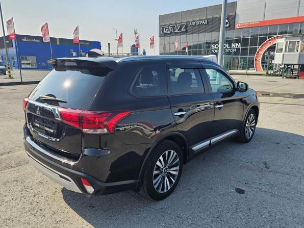 Mitsubishi Outlander III Рестайлинг 3 с пробегом 2020 года, цена 2 349 995 рублей, 122441 км, внедорожник, Автокод Объявления