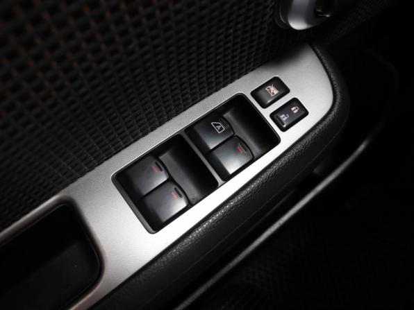 Nissan Tiida I Рестайлинг с пробегом 2012 года, цена 699 000 рублей, 260534 км, хэтчбек, Автокод Объявления