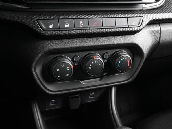 Lada (ВАЗ) Iskra с пробегом 2026 года, цена 1 415 000 рублей, 997 км, седан, Автокод Объявления