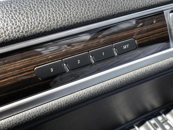 Volkswagen Touareg II Рестайлинг с пробегом 2016 года, цена 3 290 000 рублей, 137239 км, внедорожник, Автокод Объявления