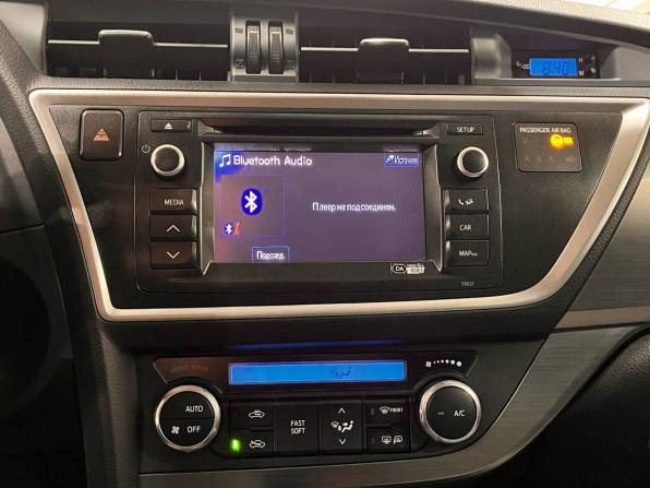 Toyota Auris II с пробегом 2013 года, цена 1 029 900 рублей, 153000 км, хэтчбек, Автокод Объявления