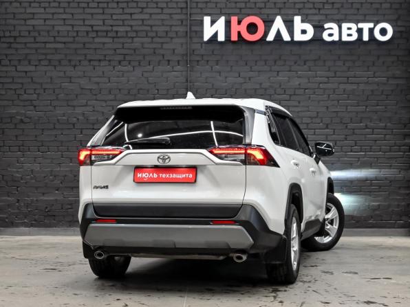 Toyota RAV4 V (XA50) с пробегом 2021 года, цена 3 400 000 рублей, 81535 км, внедорожник, Автокод Объявления