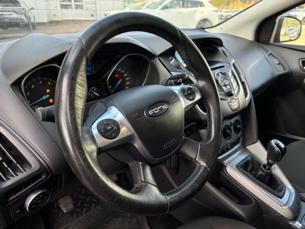 Ford Focus III с пробегом 2011 года, цена 595 000 рублей, 192453 км, хэтчбек, Автокод Объявления