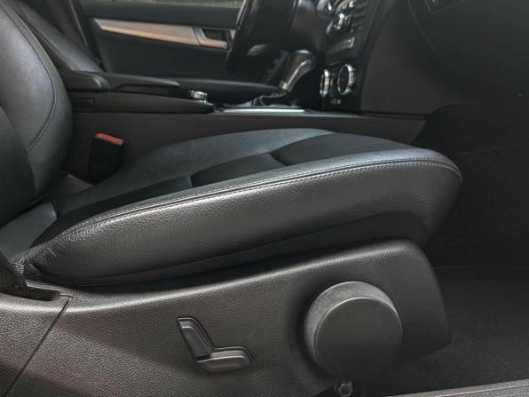 Mercedes-Benz C-Класс III (W204) Рестайлинг с пробегом 2012 года, цена 1 689 000 рублей, 162000 км, седан, Автокод Объявления