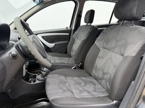 Renault Sandero I с пробегом 2010 года, цена 610 000 рублей, 90761 км, хэтчбек, Автокод Объявления