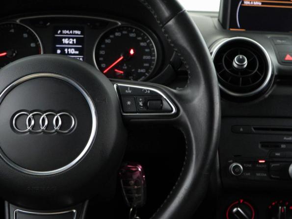 Audi A1 I (8X) с пробегом 2011 года, цена 1 049 050 рублей, 149560 км, хэтчбек, Автокод Объявления