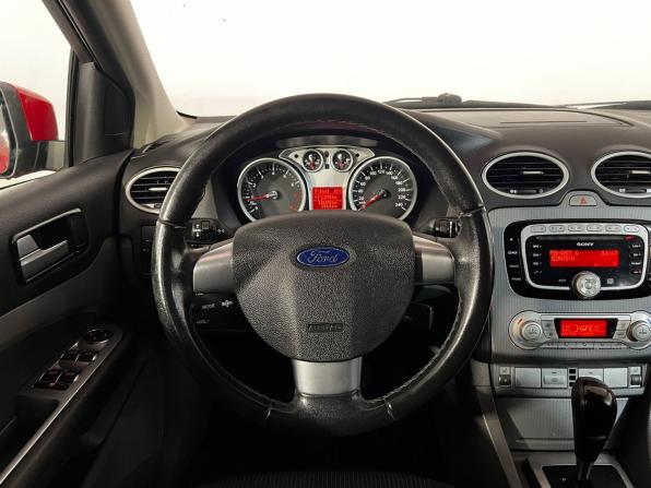Ford Focus II Рестайлинг с пробегом 2010 года, цена 589 900 рублей, 174000 км, хэтчбек, Автокод Объявления