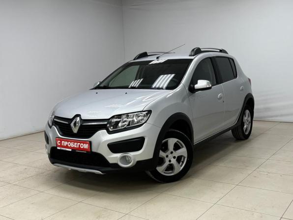 Renault Sandero II с пробегом 2016 года, цена 900 000 рублей, 105913 км, хэтчбек, Автокод Объявления
