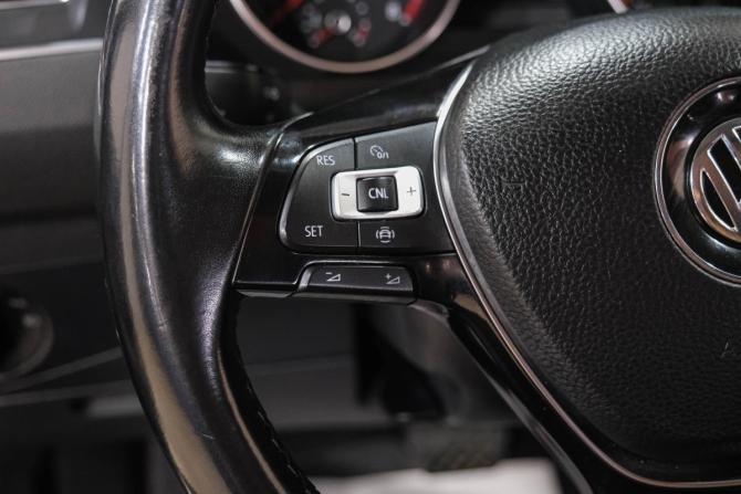 Volkswagen Tiguan II с пробегом 2018 года, цена 2 749 000 рублей, 179000 км, внедорожник, Автокод Объявления