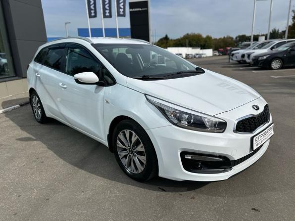 Kia Ceed II Рестайлинг с пробегом 2018 года, цена 1 599 000 рублей, 68873 км, универсал, Автокод Объявления