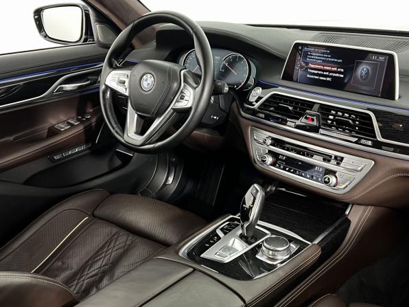 BMW 7 серии VI (G11/G12) с пробегом 2016 года, цена 3 250 000 рублей, 192321 км, седан, Автокод Объявления