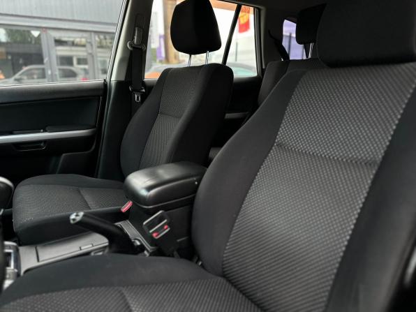 Suzuki Grand Vitara II с пробегом 2006 года, цена 819 000 рублей, 143390 км, внедорожник, Автокод Объявления