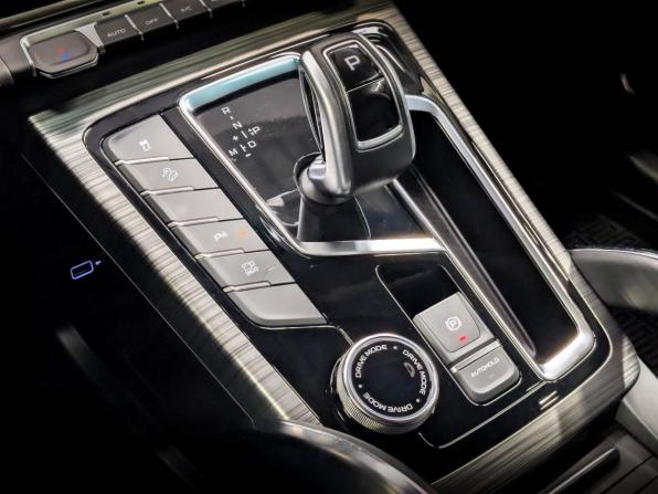 Geely Atlas Pro с пробегом 2023 года, цена 2 450 000 рублей, 24057 км, внедорожник, Автокод Объявления