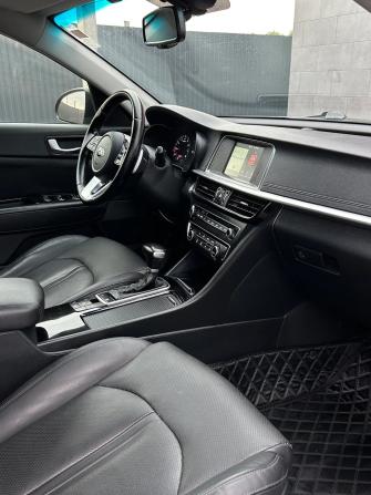 Kia Optima IV Рестайлинг с пробегом 2018 года, цена 1 990 000 рублей, 153846 км, седан, Автокод Объявления