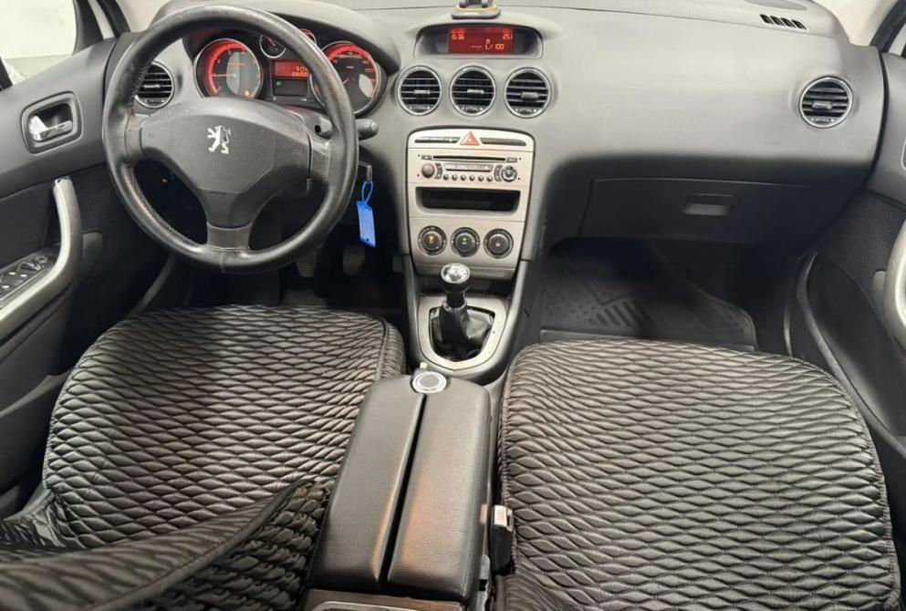 Peugeot 308 I Астрахань  - изображение 17