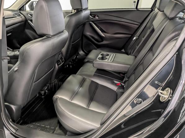 Mazda 6 III (GJ) Рестайлинг с пробегом 2015 года, цена 1 690 000 рублей, 162037 км, седан, Автокод Объявления