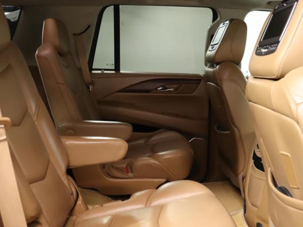Cadillac Escalade IV с пробегом 2016 года, цена 3 690 000 рублей, 167884 км, внедорожник, Автокод Объявления
