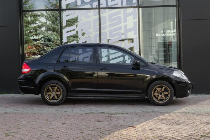 Nissan Tiida I Рестайлинг с пробегом 2010 года, цена 659 000 рублей, 194901 км, седан, Автокод Объявления