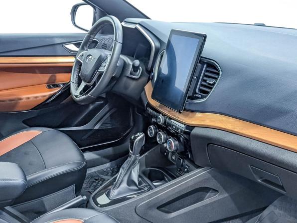Lada (ВАЗ) Vesta I Рестайлинг (NG) с пробегом 2024 года, цена 1 699 000 рублей, 22157 км, универсал, Автокод Объявления