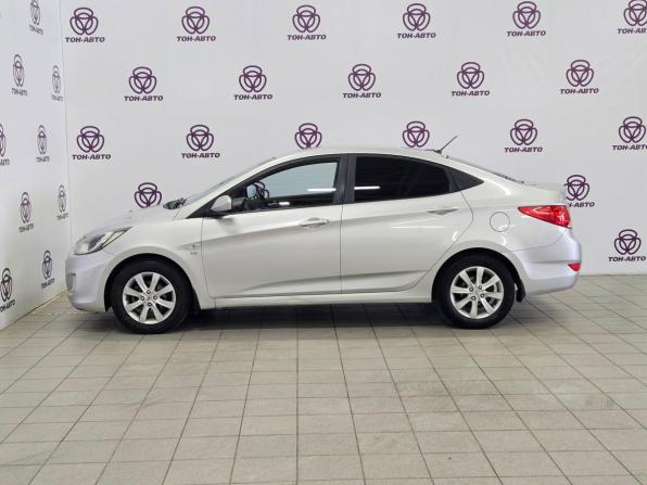 Hyundai Solaris I с пробегом 2013 года, цена 642 000 рублей, 213246 км, седан, Автокод Объявления
