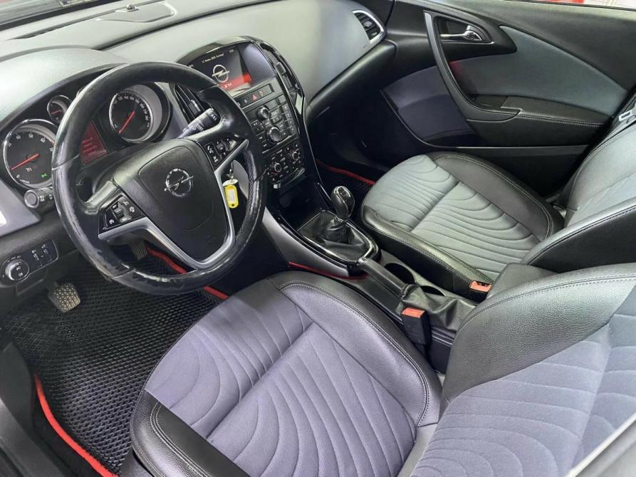 Opel Astra J Рестайлинг Набережные Челны  - изображение 8