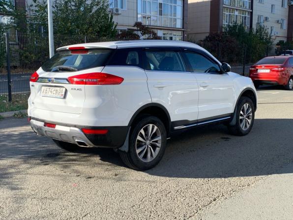 Geely Atlas I с пробегом 2018 года, цена 1 420 000 рублей, 136882 км, внедорожник, Автокод Объявления