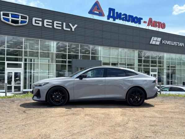 Changan UNI-V I с пробегом 2024 года, цена 2 409 000 рублей, 38000 км, лифтбек, Автокод Объявления