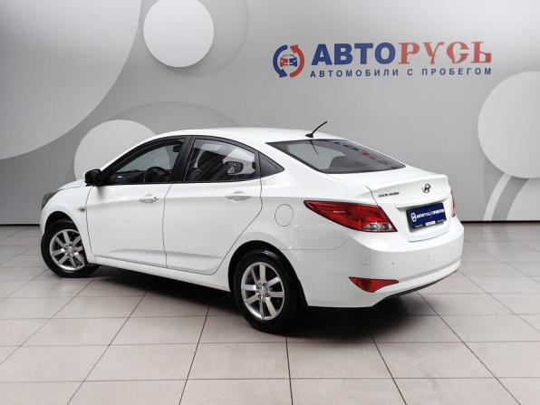 Hyundai Solaris I Рестайлинг с пробегом 2015 года, цена 1 029 000 рублей, 91432 км, седан, Автокод Объявления