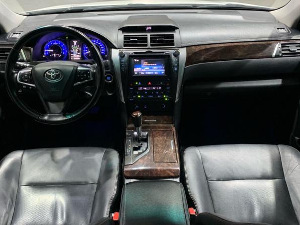 Toyota Camry VII (XV50) Рестайлинг с пробегом 2015 года, цена 1 620 000 рублей, 224659 км, седан, Автокод Объявления