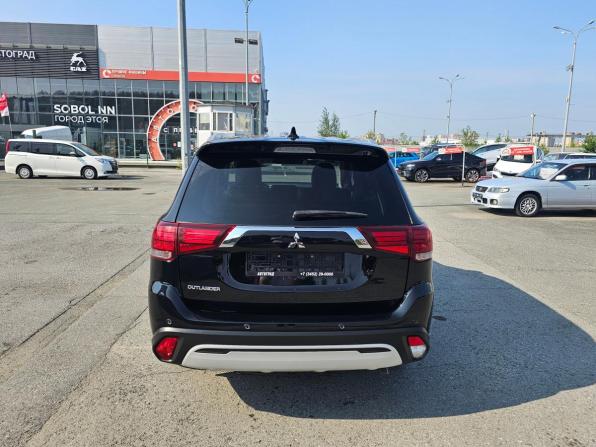 Mitsubishi Outlander III Рестайлинг 3 с пробегом 2020 года, цена 2 349 995 рублей, 122441 км, внедорожник, Автокод Объявления
