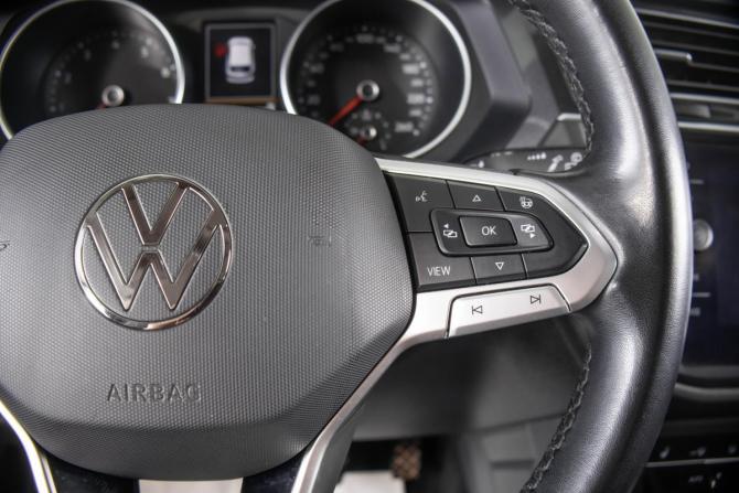 Volkswagen Tiguan II Рестайлинг с пробегом 2021 года, цена 3 150 000 рублей, 127654 км, внедорожник, Автокод Объявления