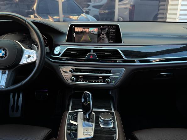 BMW 7 серии VI (G11/G12) Рестайлинг с пробегом 2019 года, цена 5 490 000 рублей, 98316 км, седан, Автокод Объявления