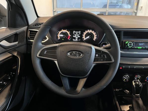 Lada (ВАЗ) Vesta I Рестайлинг (NG) с пробегом 2024 года, цена 1 592 000 рублей, 12498 км, седан, Автокод Объявления
