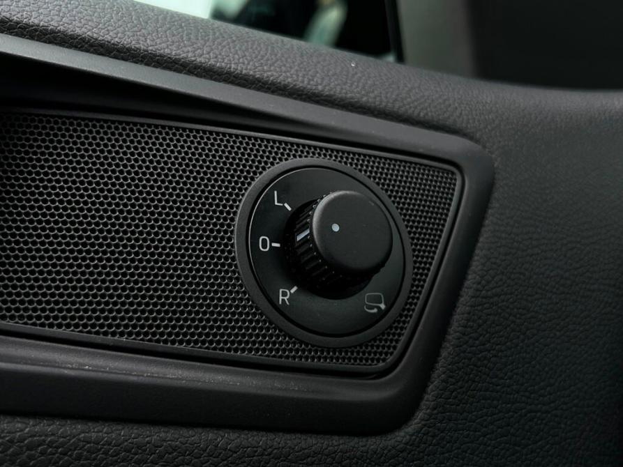 Skoda Yeti I Рестайлинг Санкт-Петербург  - изображение 18