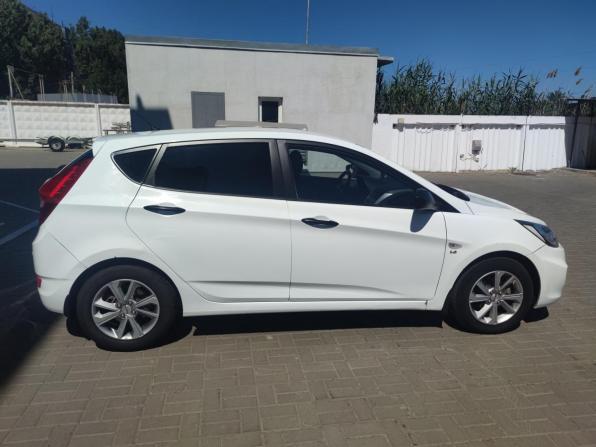 Hyundai Solaris I с пробегом 2012 года, цена 929 900 рублей, 150170 км, хэтчбек, Автокод Объявления