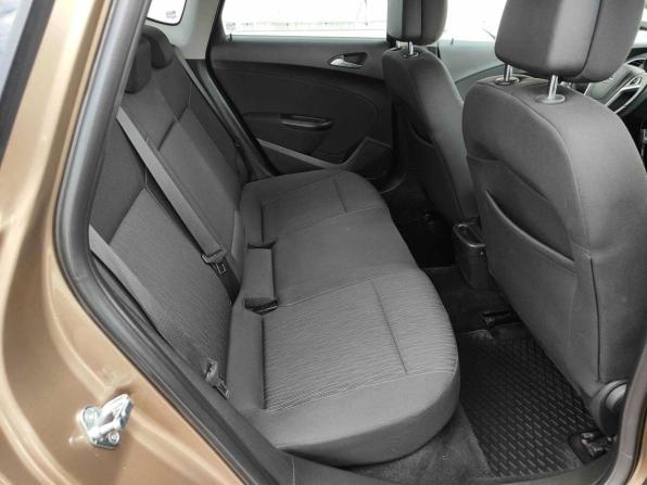 Opel Astra J Рестайлинг с пробегом 2012 года, цена 755 000 рублей, 158397 км, седан, Автокод Объявления