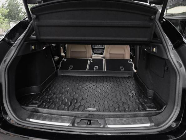 Jaguar F-Pace I с пробегом 2017 года, цена 2 369 000 рублей, 172299 км, внедорожник, Автокод Объявления