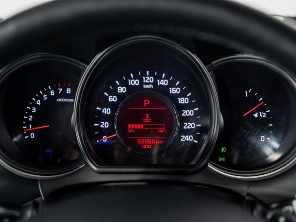 Kia Ceed II Рестайлинг с пробегом 2017 года, цена 1 349 000 рублей, 92050 км, хэтчбек, Автокод Объявления