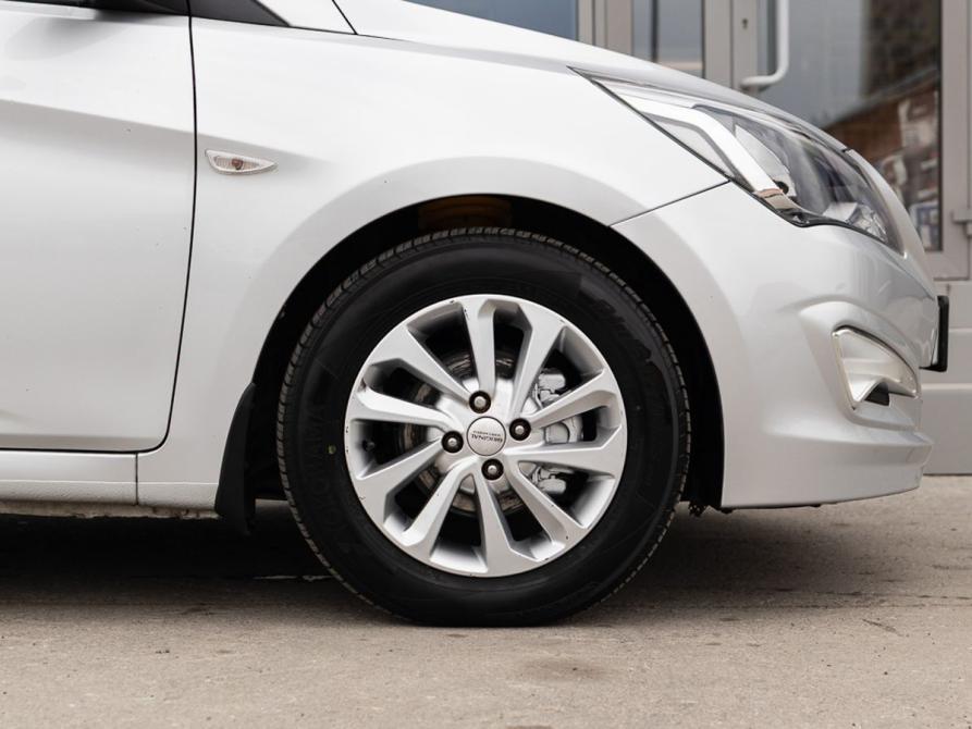 Hyundai Solaris I Рестайлинг Новосибирск  - изображение 9