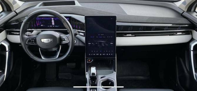 Geely Atlas II с пробегом 2024 года, цена 2 350 000 рублей, 78481 км, внедорожник, Автокод Объявления