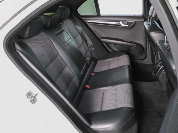 Mercedes-Benz C-Класс III (W204) Рестайлинг с пробегом 2011 года, цена 1 380 000 рублей, 284224 км, седан, Автокод Объявления