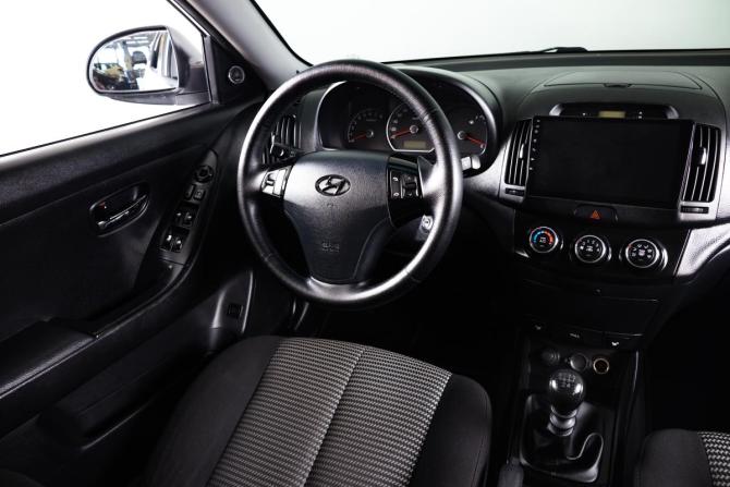 Hyundai Elantra IV (HD) с пробегом 2010 года, цена 759 000 рублей, 213000 км, седан, Автокод Объявления