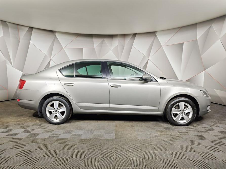 Skoda Octavia III (A7) Москва  - изображение 6