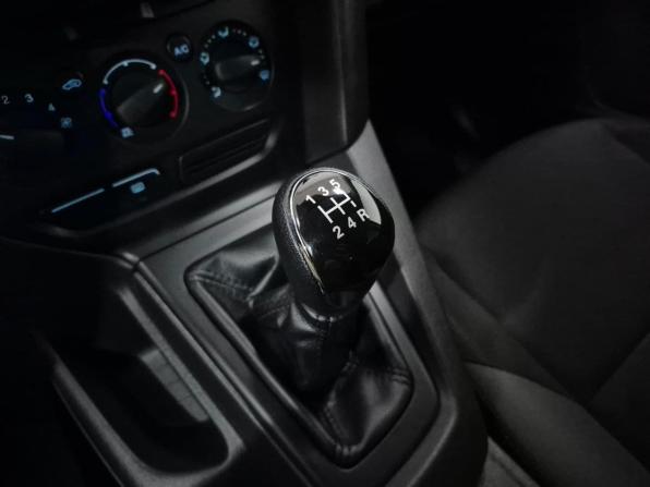 Ford Focus III с пробегом 2013 года, цена 800 000 рублей, 140516 км, хэтчбек, Автокод Объявления