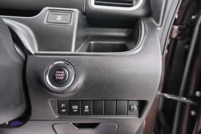 Suzuki Solio III с пробегом 2017 года, цена 899 000 рублей, 140000 км, микровэн, Автокод Объявления