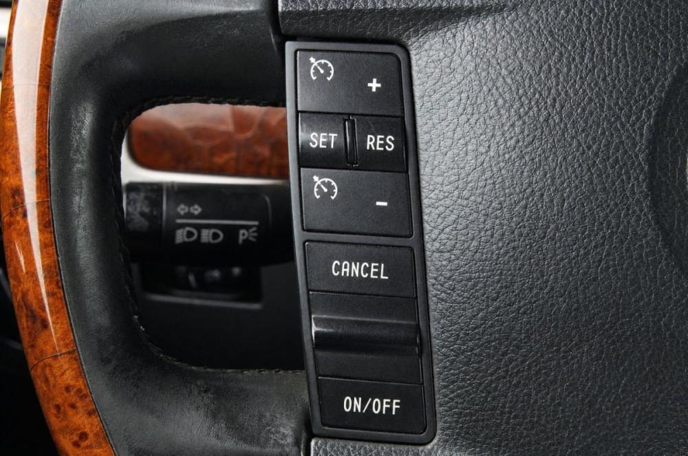 Volkswagen Touareg I Рестайлинг Челябинск  - изображение 13