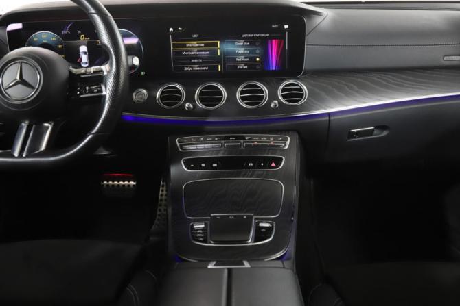Mercedes-Benz E-Класс V (W213 S213 C238) Рестайлинг с пробегом 2020 года, цена 4 444 000 рублей, 93079 км, седан, Автокод Объявления